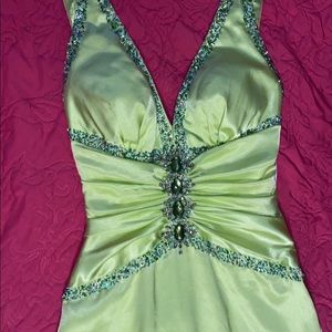 Prom dress , extra small in womens supper cute nice fit !